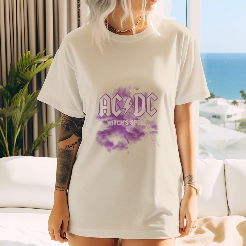 T-shirt bio oversize Femme ACDC avec un design de ACDC Witch's Spell