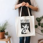 Tote bag coton bio Ice Cube avec un design de Ice Cube Peace noir
