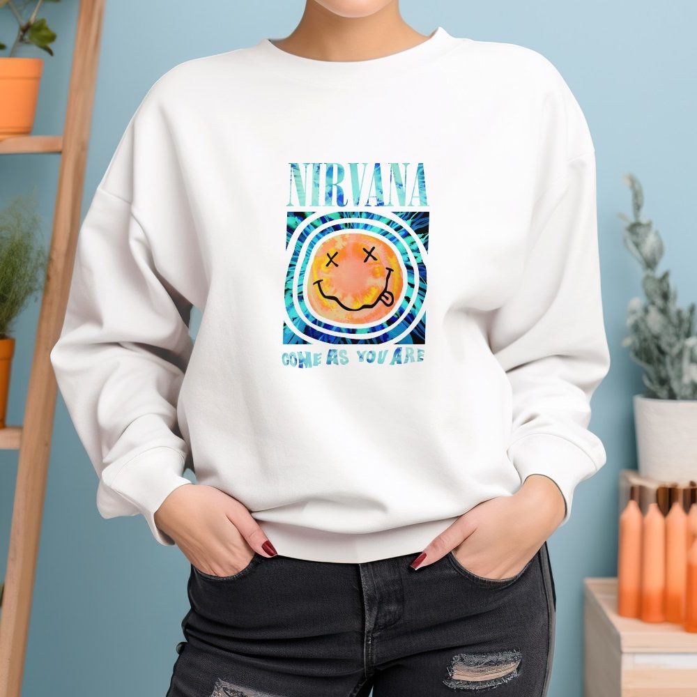 Sweat oversize coton bio Femme Nirvana avec un design de Nirvana Come As You Are bleu