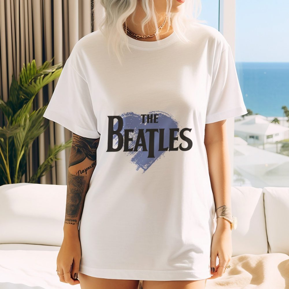 T-shirt oversize coton bio Femme The Beatles avec un design de The Beatles Heart noir