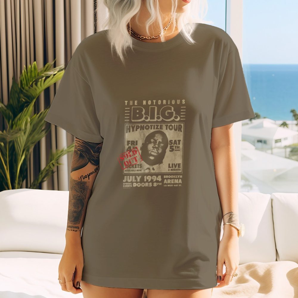 T-shirt oversize coton bio Femme The notorious B.I.G avec un design de The Notorious B.I.G. Hypnotize Tour beige