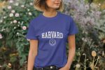 T-shirt Femme Harvard avec un design de Harvard Écusson crème