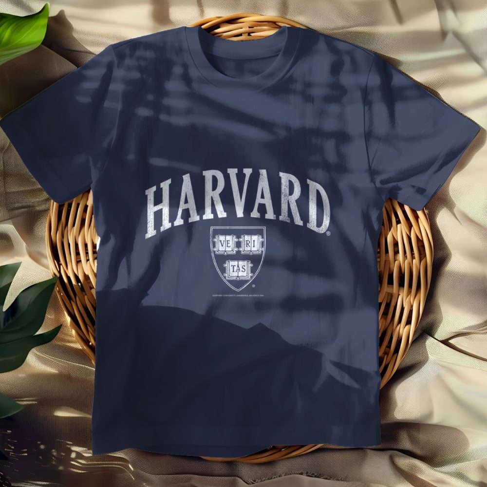 T-shirt Femme Harvard avec un design de Harvard Arc Écusson Used blanc