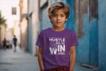 T-shirt Enfant Monopoly avec un design de Monopoly Hustle For The Win blanc
