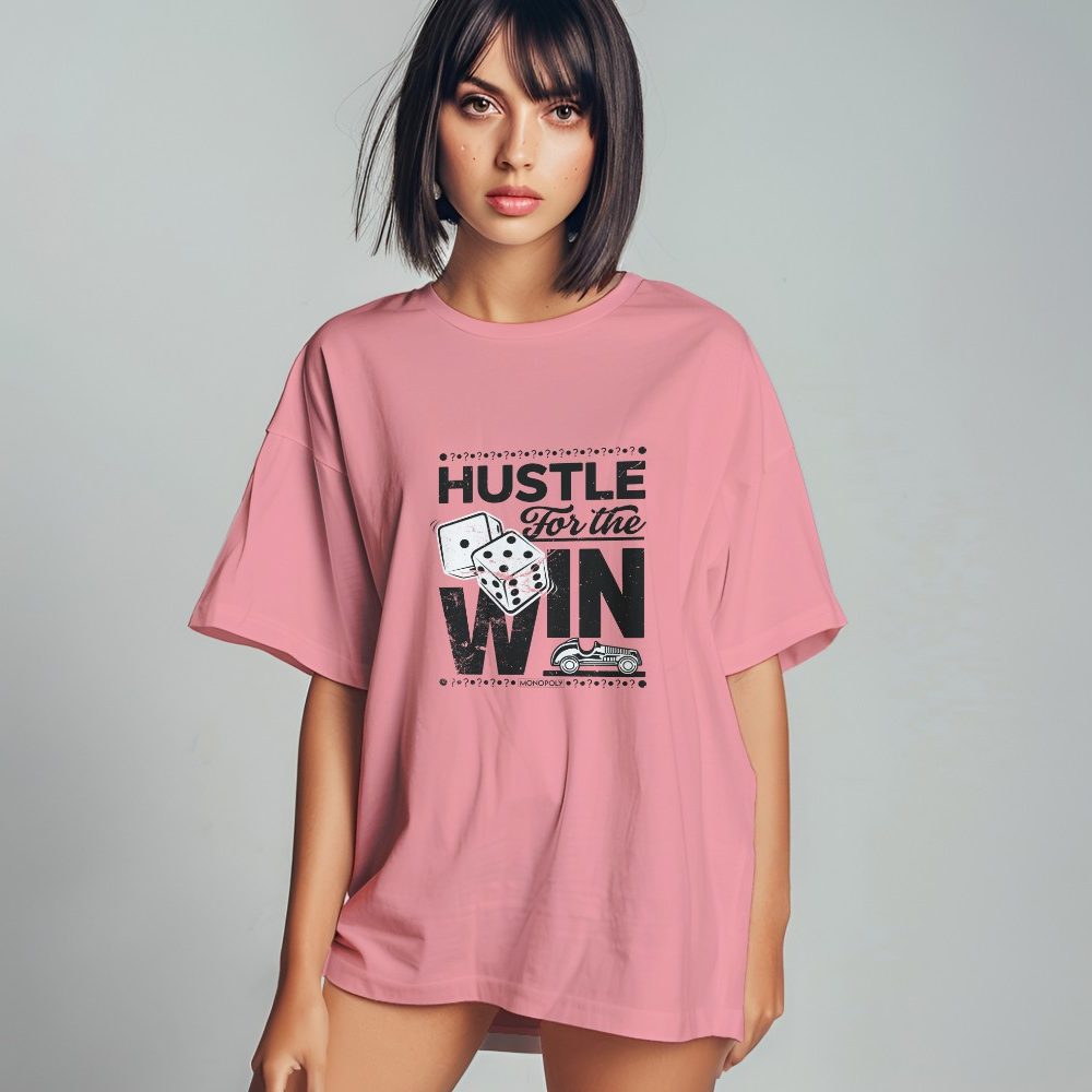 T-shirt oversize coton bio Femme Monopoly avec un design de Monopoly Hustle For The Win noir