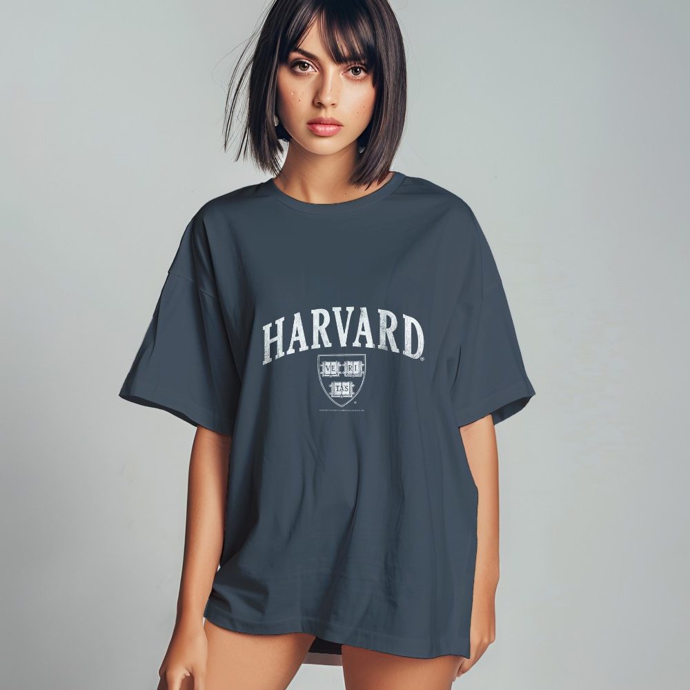 T-shirt oversize coton bio Femme Harvard avec un design de Harvard Arc Écusson Used blanc