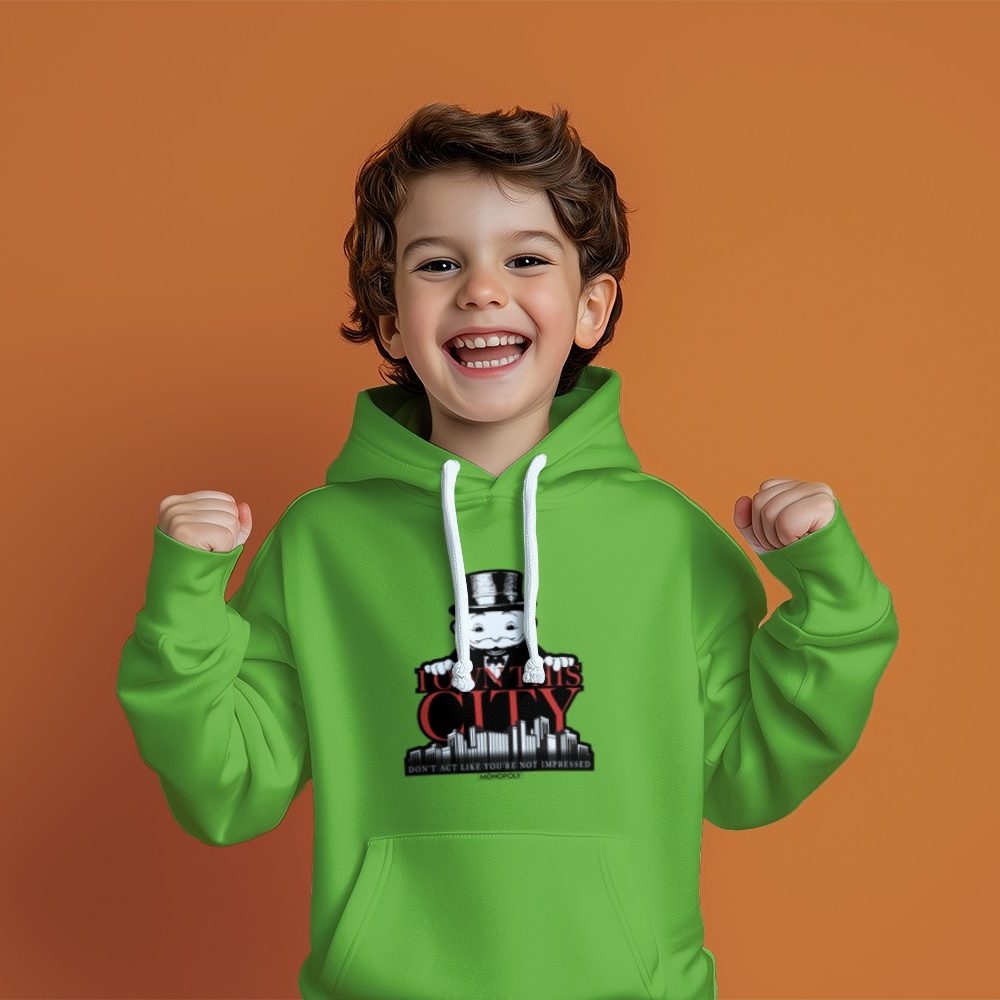 Pull à capuche Enfant Monopoly avec un design de Monopoly I Own This City noir