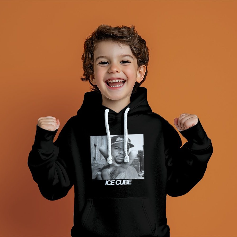 Pull à capuche Enfant Ice Cube avec un design de Ice Cube Peace n&b