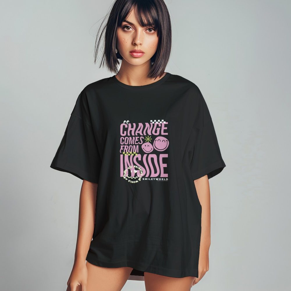 T-shirt oversize coton bio Femme Smiley World avec un design de Smiley World Chance Comes From Inside blanc