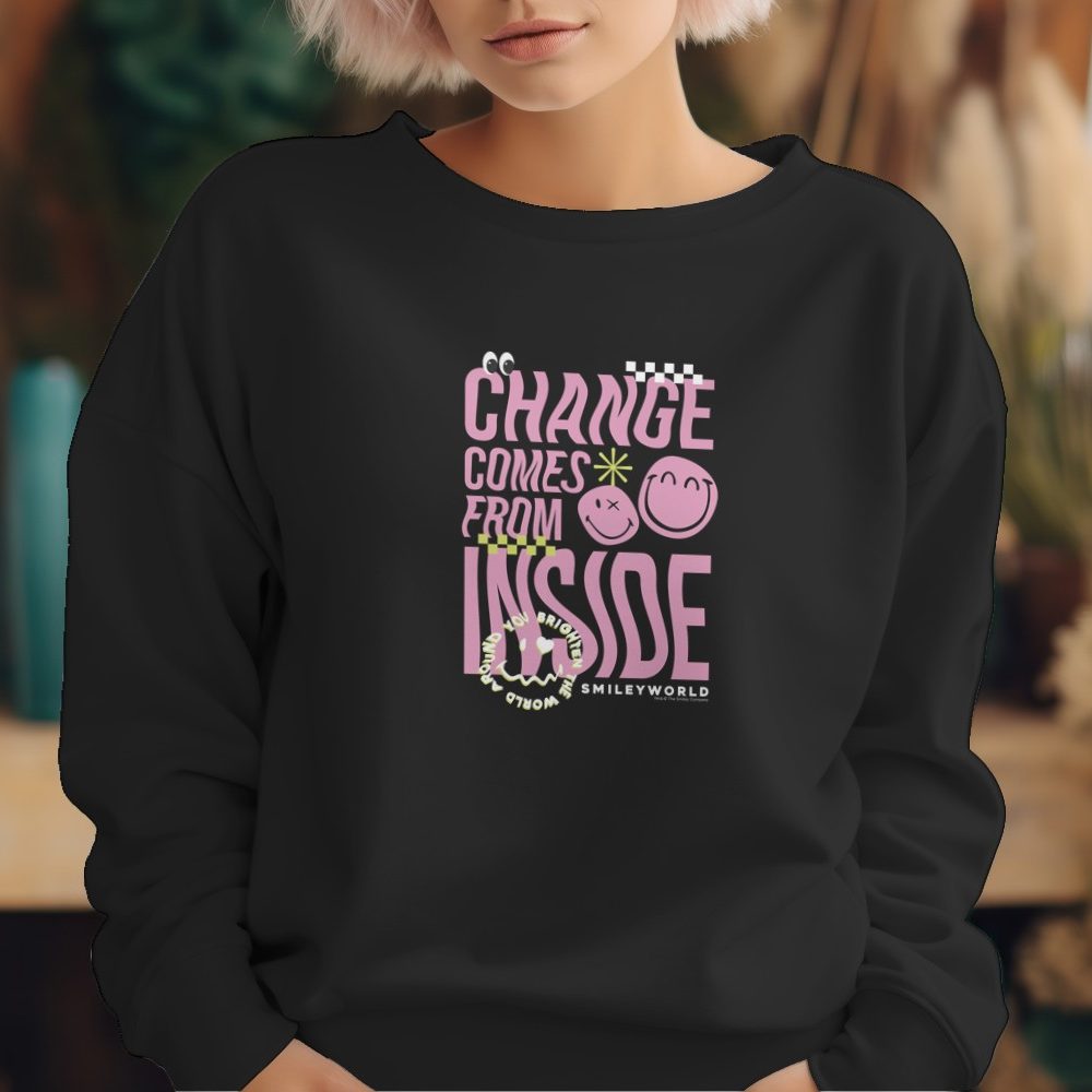 Sweat oversize coton bio Femme Smiley World avec un design de Smiley World Chance Comes From Inside blanc