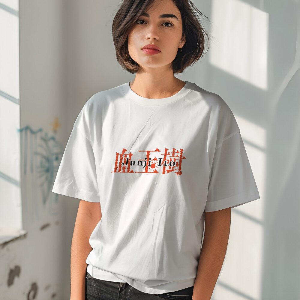 T-shirt oversize coton bio Femme Junji Ito Collection avec un design de Junji Ito Collection Logo 2