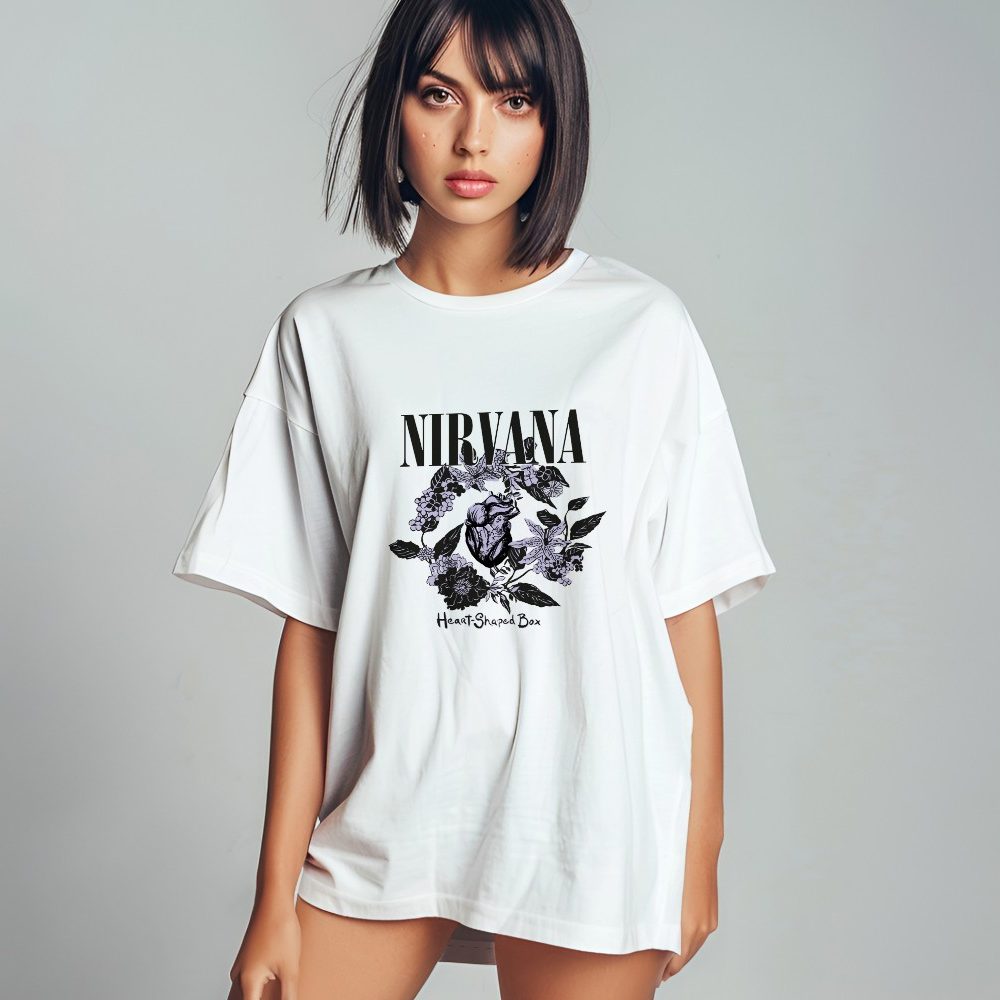 T-shirt oversize coton bio Femme Nirvana avec un design de Nirvana Heart-Shaped Box