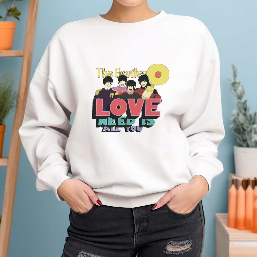 Sweat oversize coton bio Femme The Beatles avec un design de The Beatles All You Need Is Love
