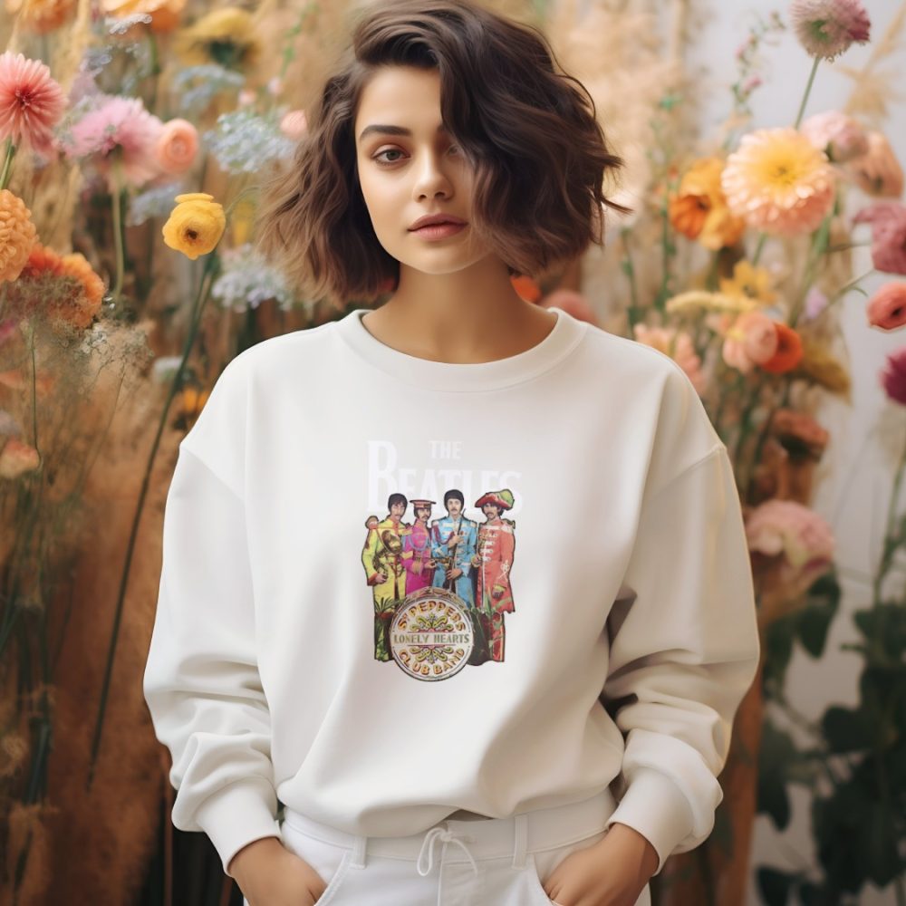 Sweat oversize coton bio Femme The Beatles avec un design de The Beatles Lonely Hearts