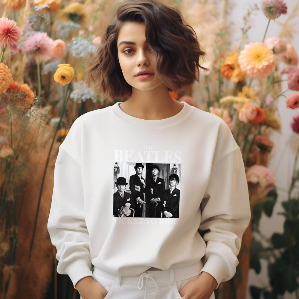 Sweat oversize coton bio Femme The Beatles avec un design de The Beatles Ticket To Ride blanc