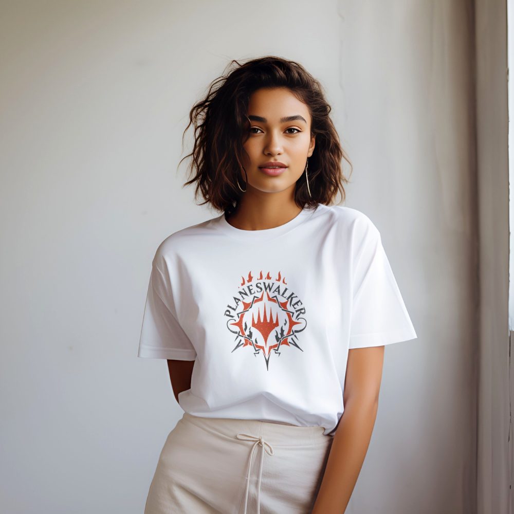 T-shirt oversize coton bio Femme Magic The Gathering avec un design de MTG Planes Walker