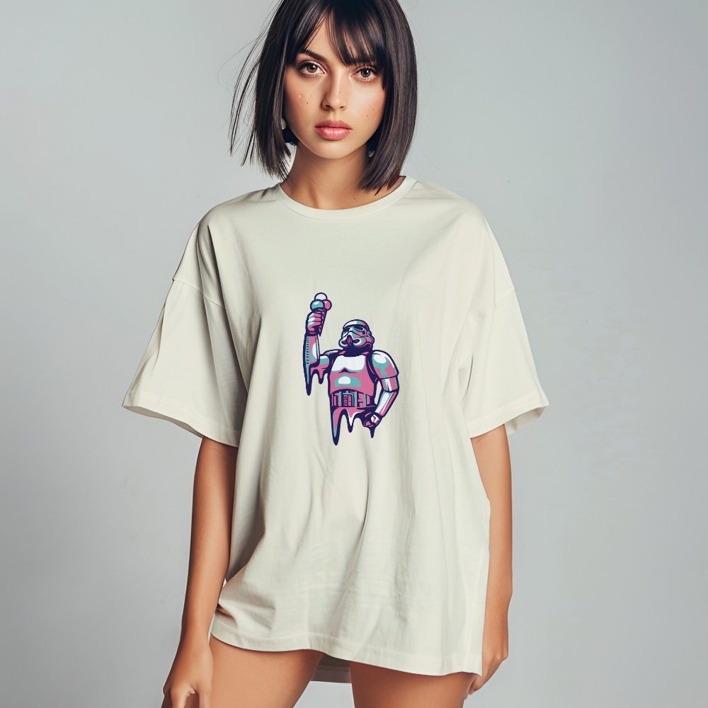 T-shirt oversize coton bio Femme Original Stormtrooper avec un design de Original Stormtrooper Ice cream Statue