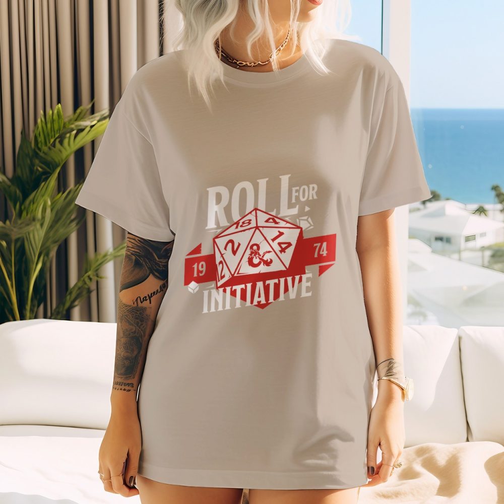 T-shirt oversize coton bio Femme Dungeons & Dragons avec un design de D&D Dé Roll For Initiative