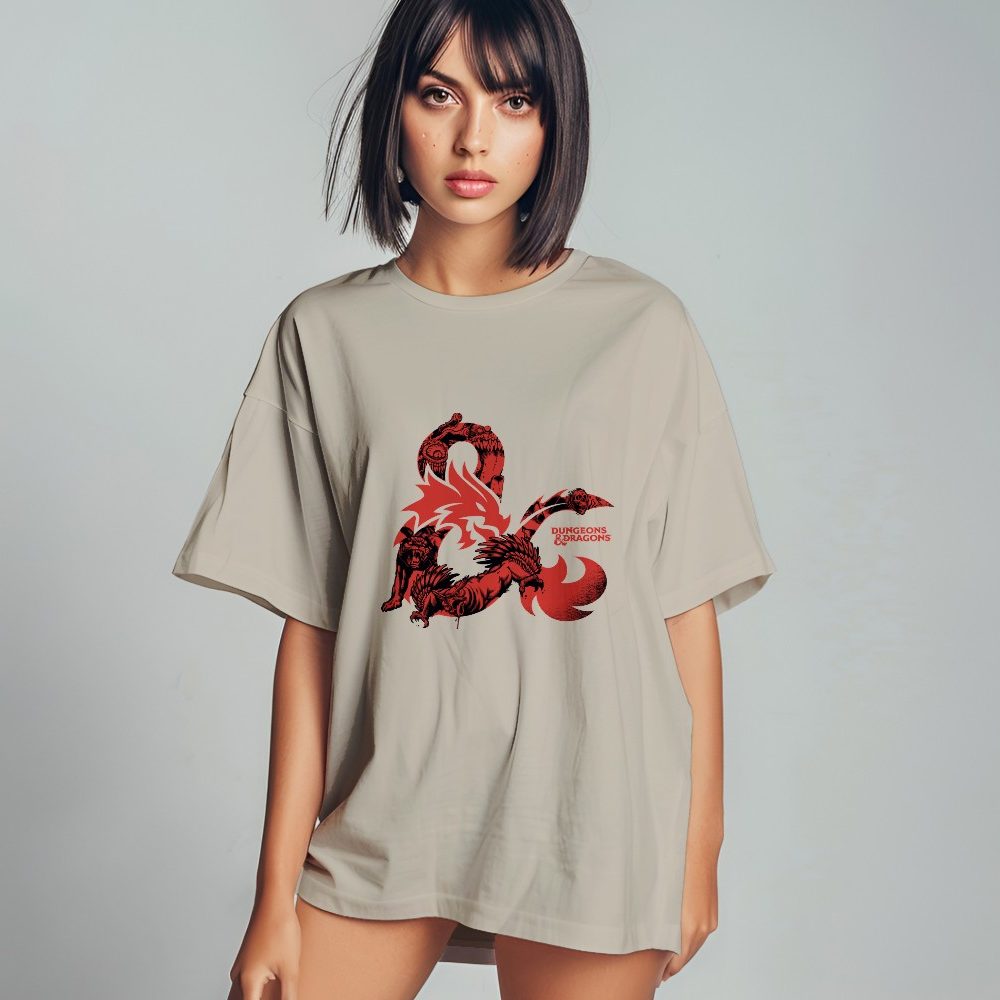 T-shirt oversize coton bio Femme Dungeons & Dragons avec un design de D&D Sigle Dragons
