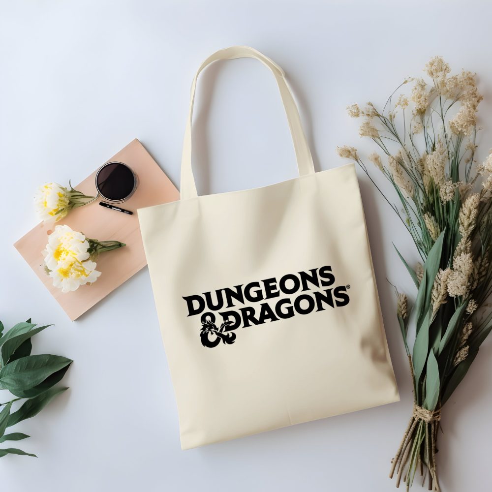 Tote bag coton bio Dungeons & Dragons avec un design de D&D Logo noir