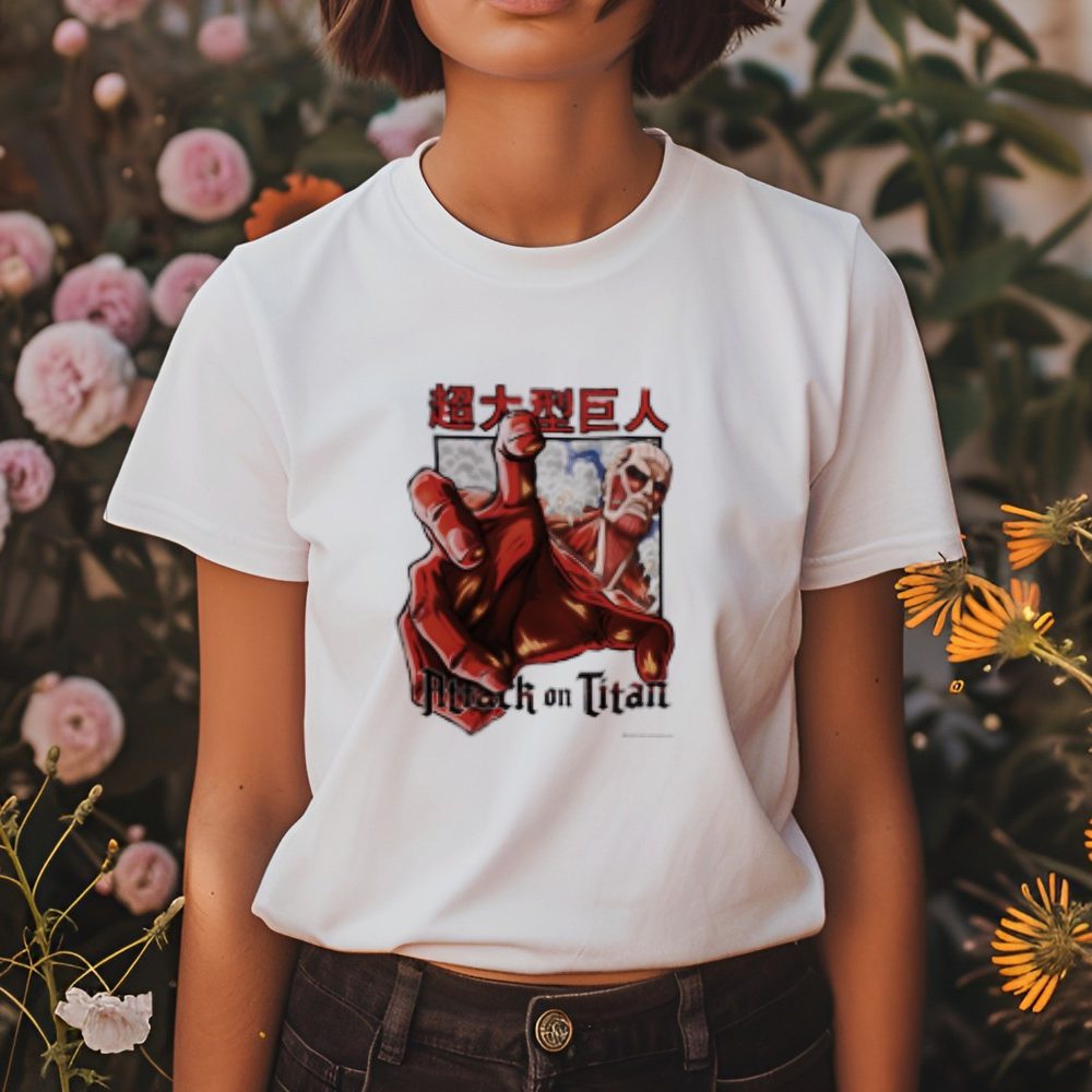 T-shirt Femme Attack On Titan avec un design de Attack On Titan Hand noir