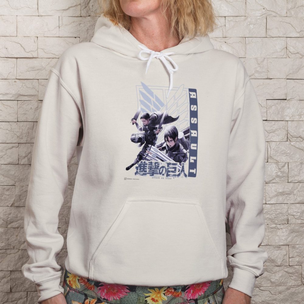 Sweat-shirt à capuche Femme Attack On Titan avec un design de Attack On Titan Assault noir