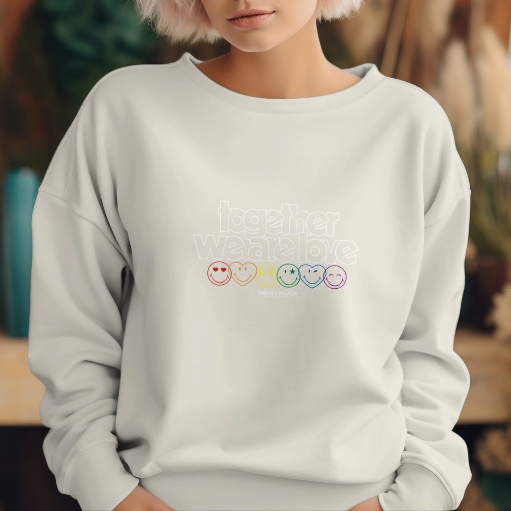 Sweat oversize coton bio Femme Smiley World avec un design de Smiley World Together We Are Love blanc