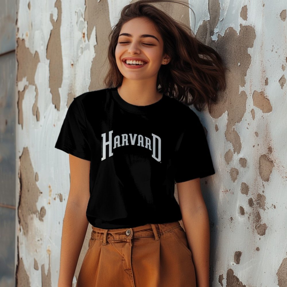T-shirt Femme Harvard avec un design de Harvard Arc blanc