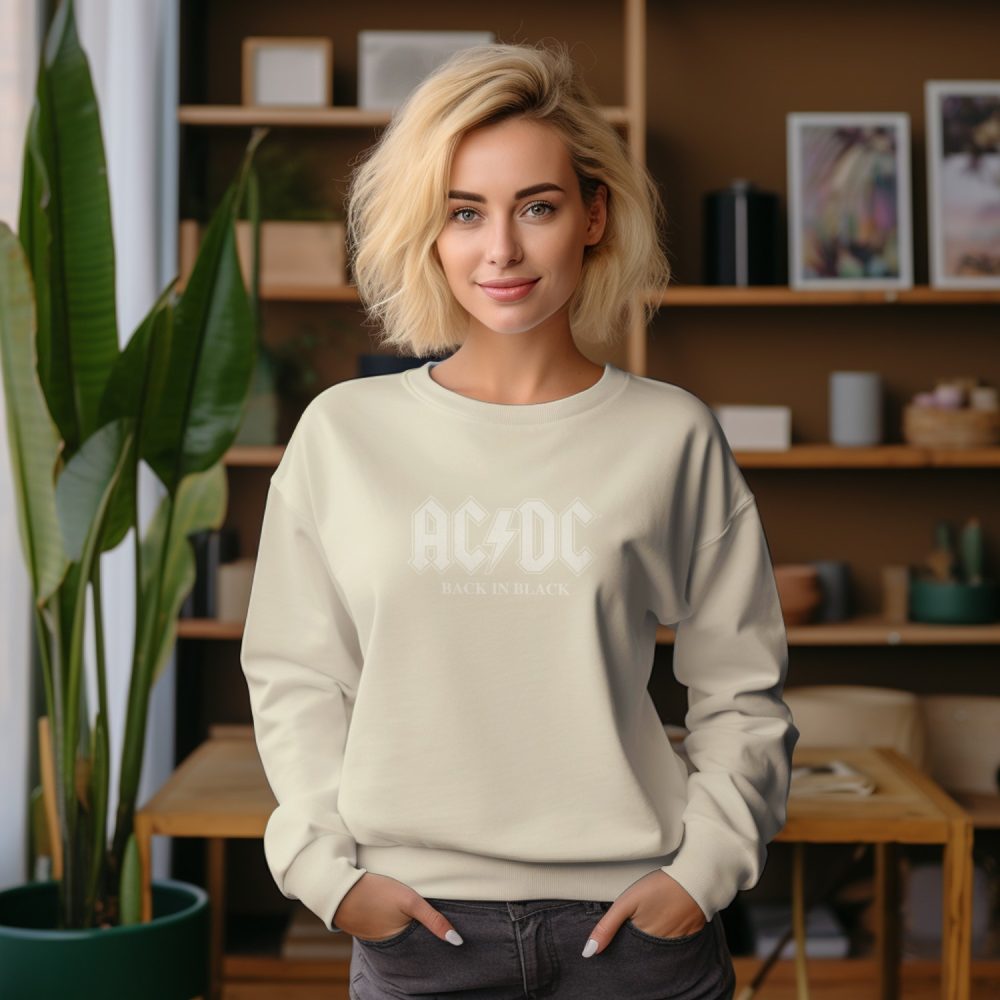 Sweat oversize coton bio Femme ACDC avec un design de ACDC Black in Back
