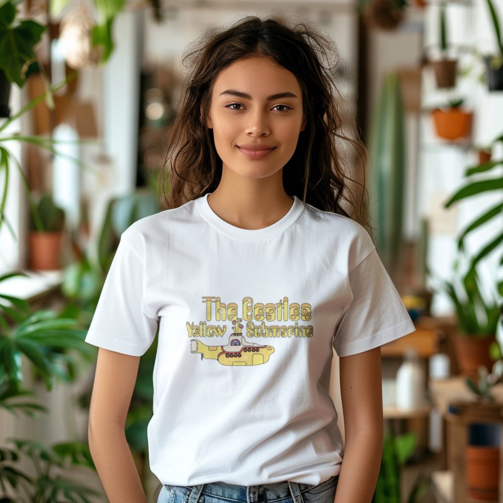 T-shirt Femme The Beatles avec un design de The Beatles Yellow Submarine