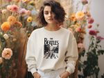 Sweat oversize coton bio Femme The Beatles avec un design de The Beatles Crossing Road noir