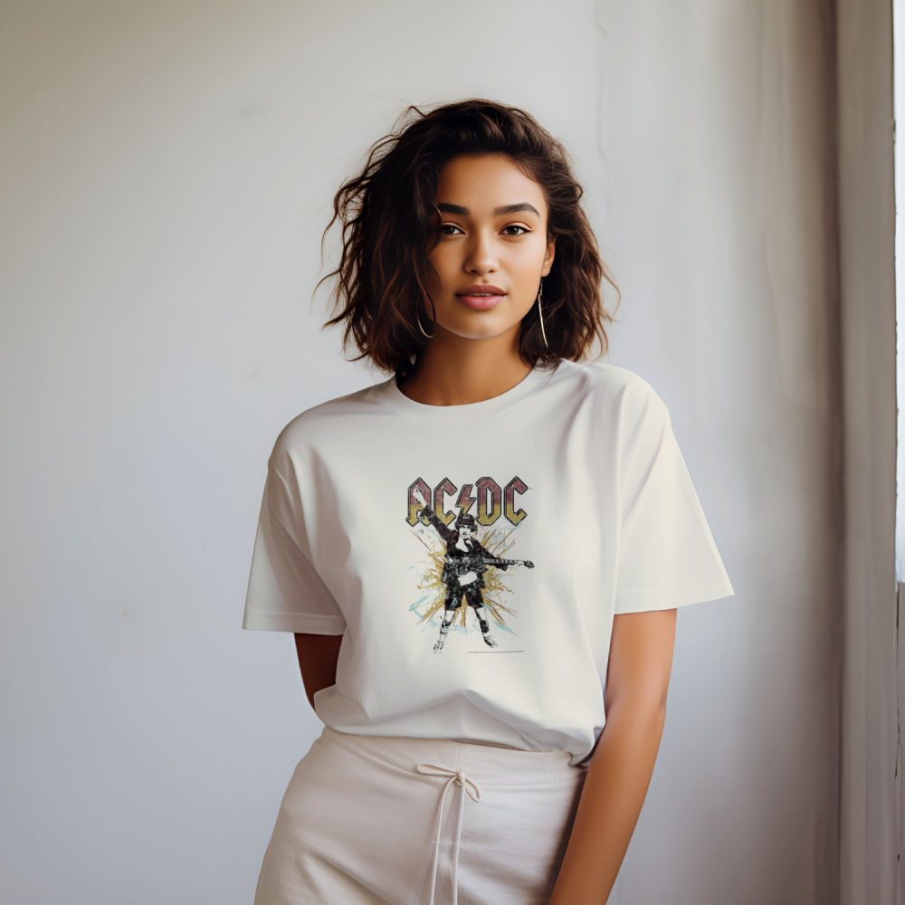 T-shirt oversize coton bio femme ACDC avec un design de ACDC Rock noir