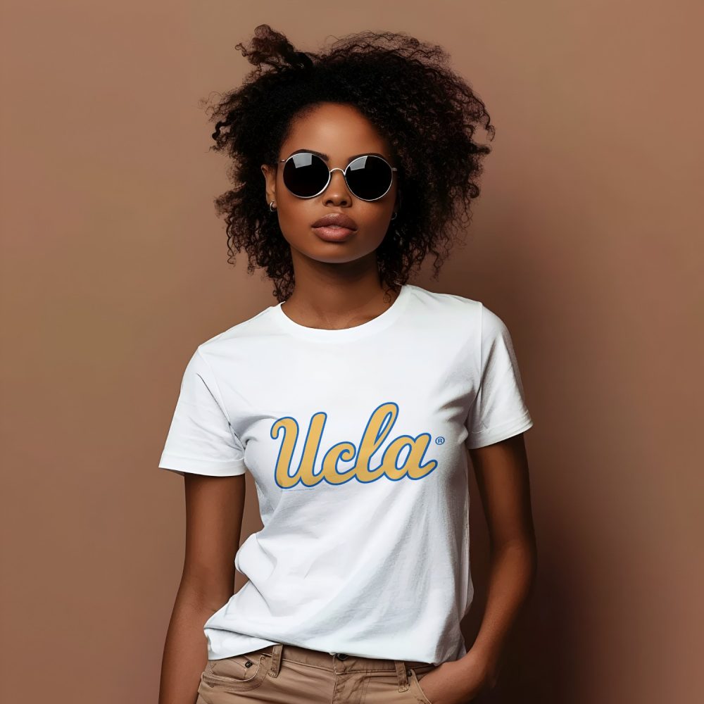 T-shirt Femme UCLA avec un design de UCLA Curvy jaune contour bleu