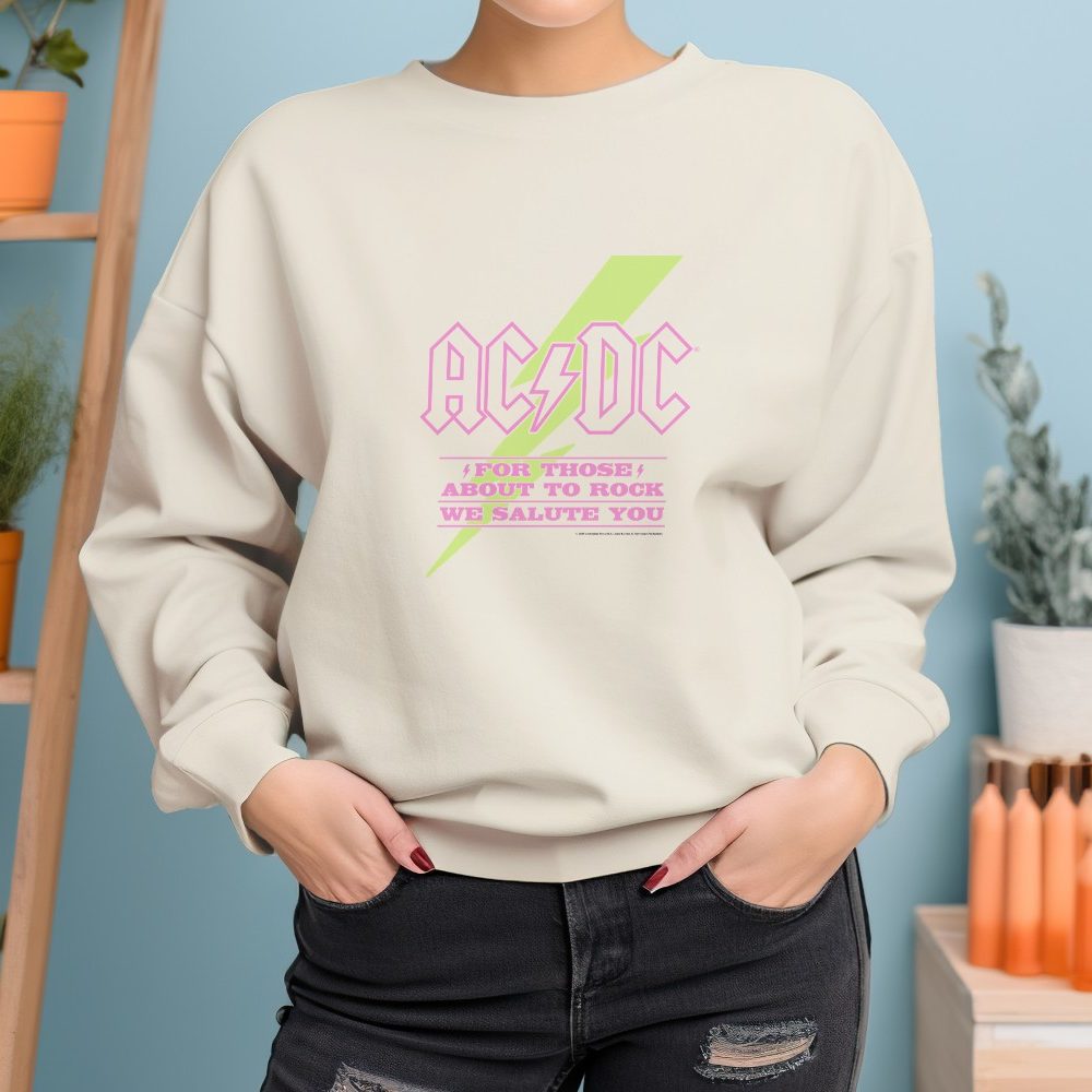 Sweat oversize coton bio femme ACDC avec un design de ACDC For those About To Rock vert