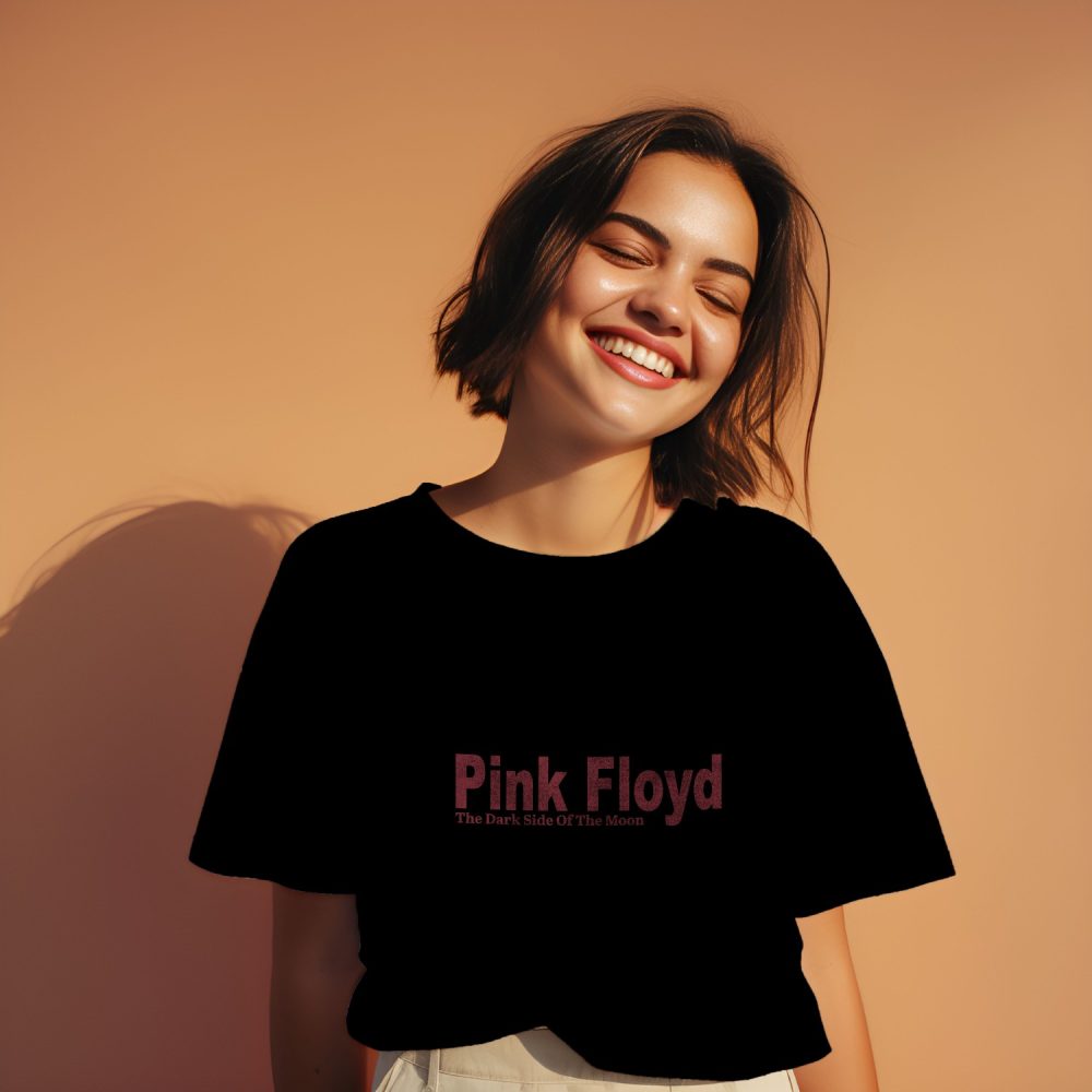 T-shirt oversize coton bio Femme Pink Floyd avec un design de Pink Floyd Dark Side Of The Moon rouge