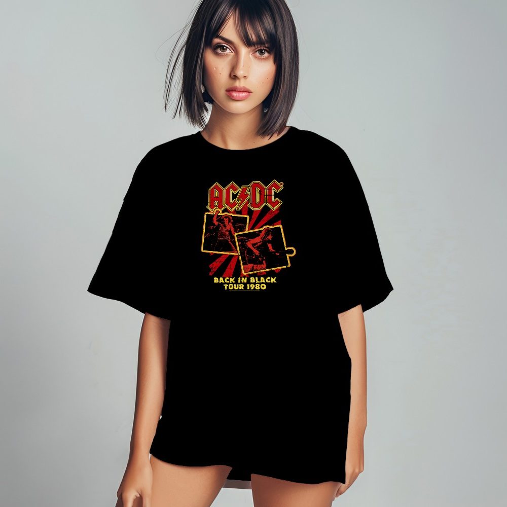 T-shirt bio oversize Femme ACDC avec un design de ACDC Black in Black Tour 1980