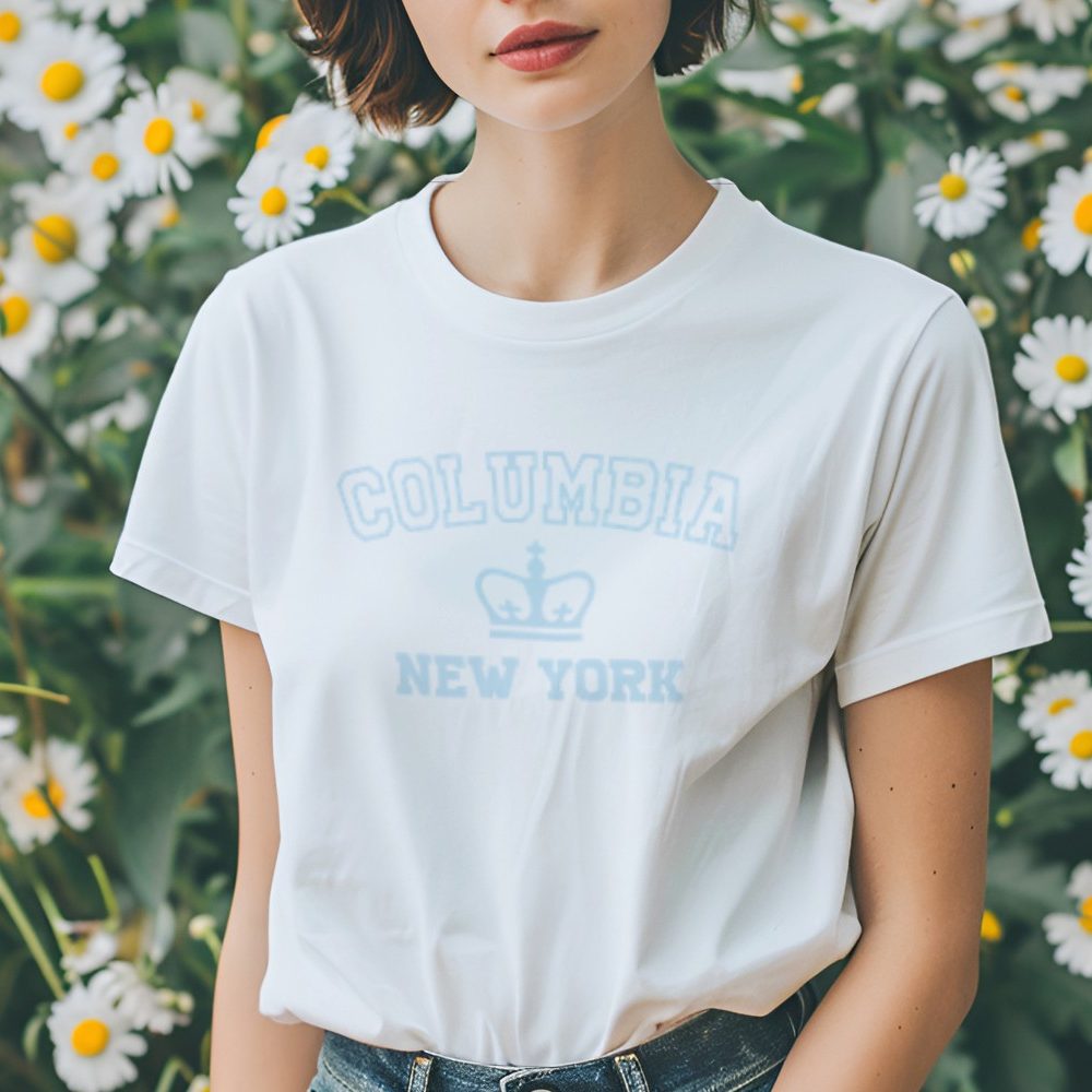 T-shirt femme Columbia avec un design de Columbia New York bleu ciel