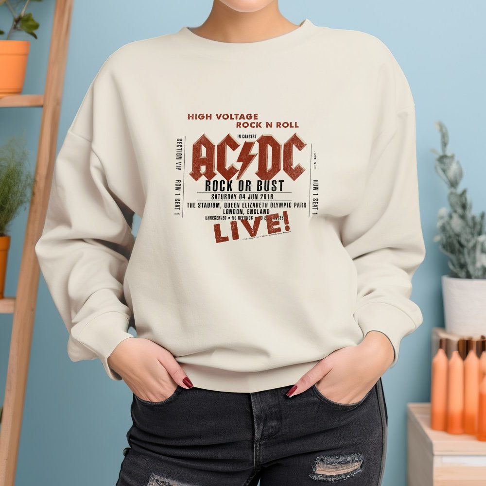 Sweat oversize coton bio femme ACDC avec un design de ACDC Rock or Bust