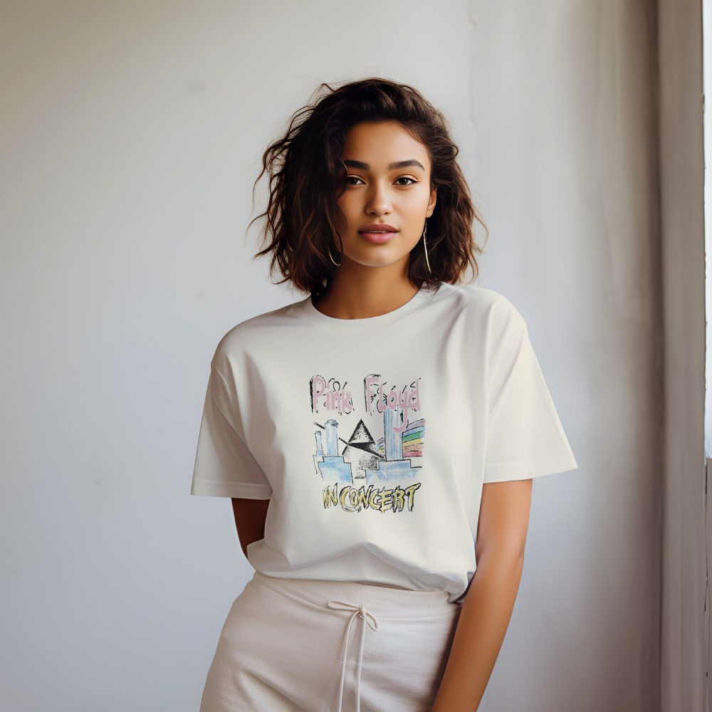 T-shirt oversize coton bio femme Pink Floyd avec un design de Pink Floyd In Concert noir