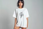 T-shirt oversize coton bio Femme Hatsune Miku avec un design de Hatsune Miku Vedette gris