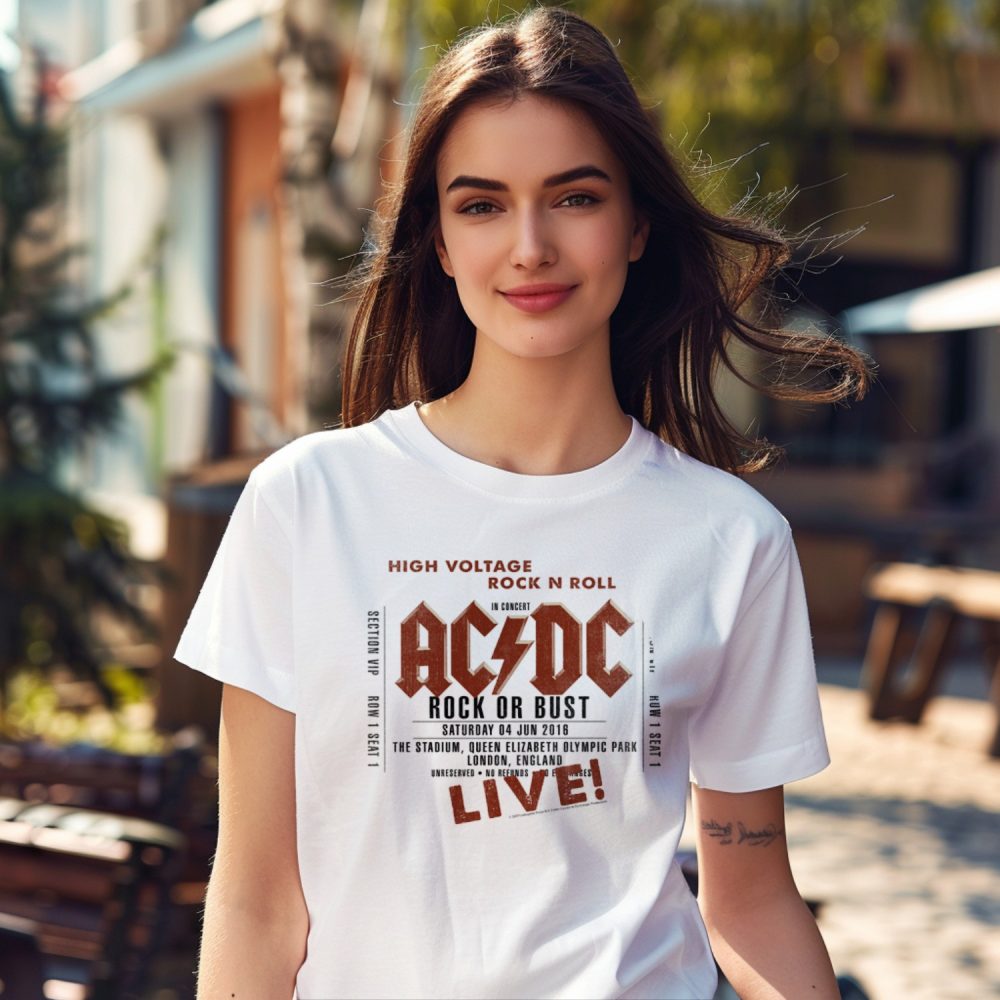 T-shirt Femme ACDC avec un design de ACDC Rock or Bust