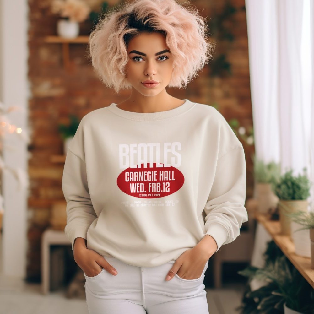 Sweat oversize coton bio Femme The Beatles avec un design de The Beatles Carnegie Hall rouge