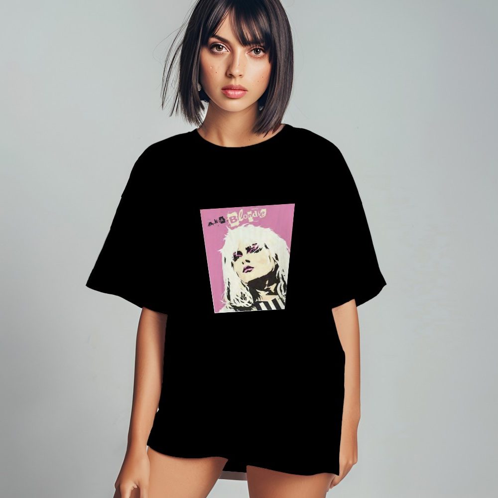T-shirt oversize coton bio Femme Blondie avec un design de Blondie Aka pink