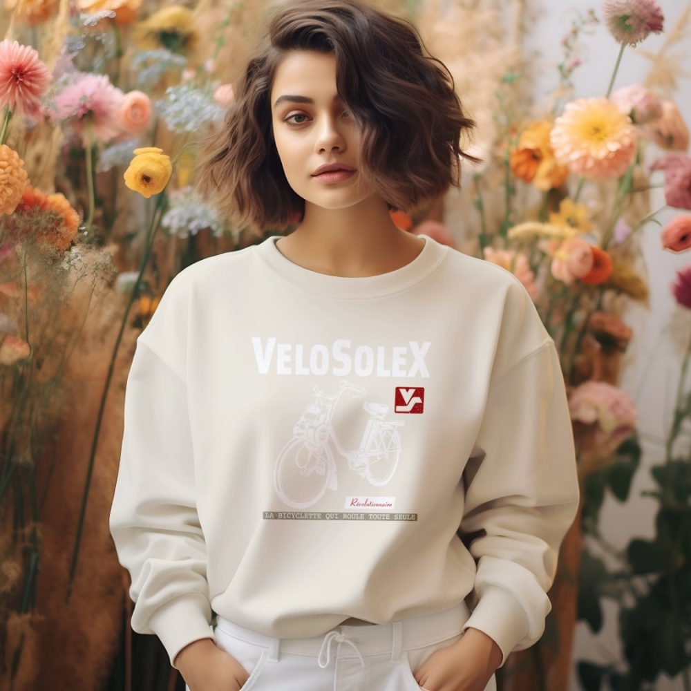 Sweat oversize coton bio Femme Solex avec un design de Solex Révolutionnaire blanc