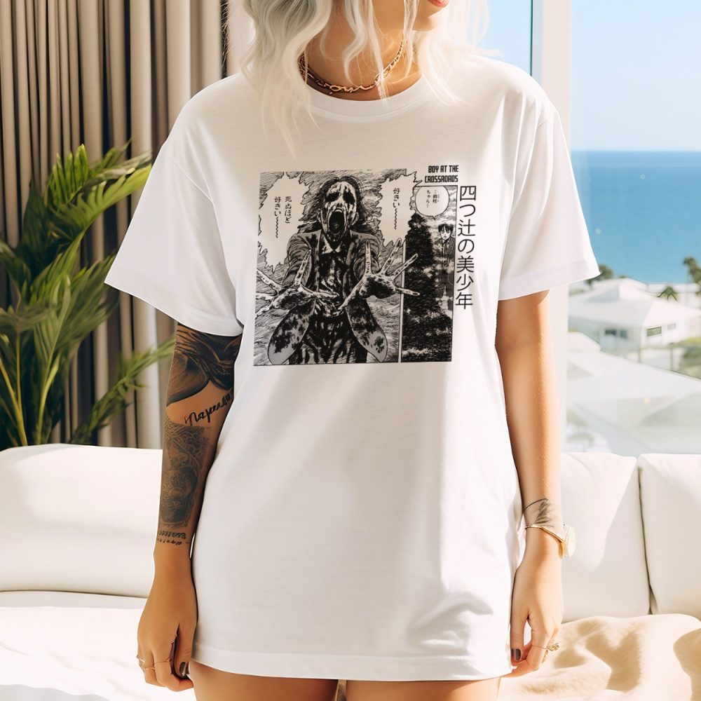 T-shirt oversize coton bio Femme Junji Ito Collection avec un design de Junji Ito Collection Crossroads
