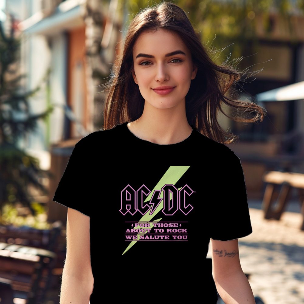 T-shirt Femme ACDC avec un design de ACDC For those About To Rock vert