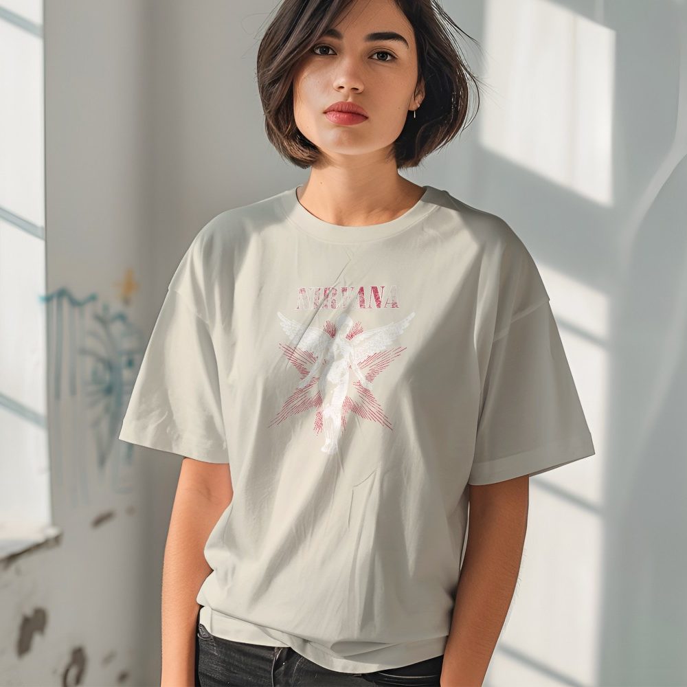 T-shirt oversize coton bio femme Nirvana avec un design de Nirvana In Utero blanc