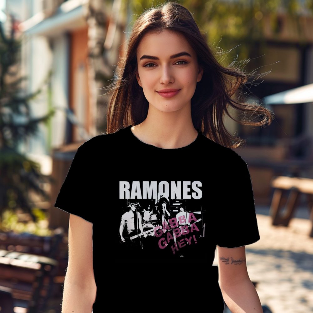 T-shirt Femme Ramones avec un design de Ramones Gabba Gabba Hey