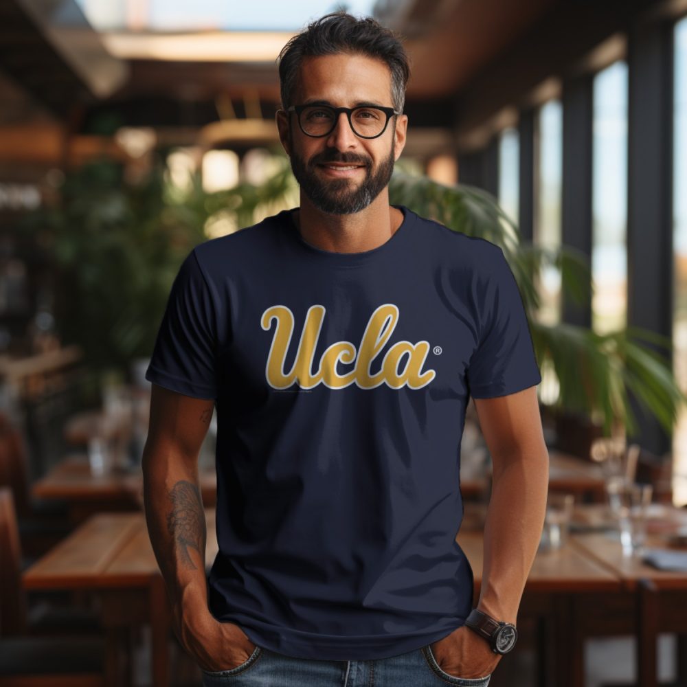 T-shirt Homme UCLA avec un design de UCLA Curvy jaune contour blanc