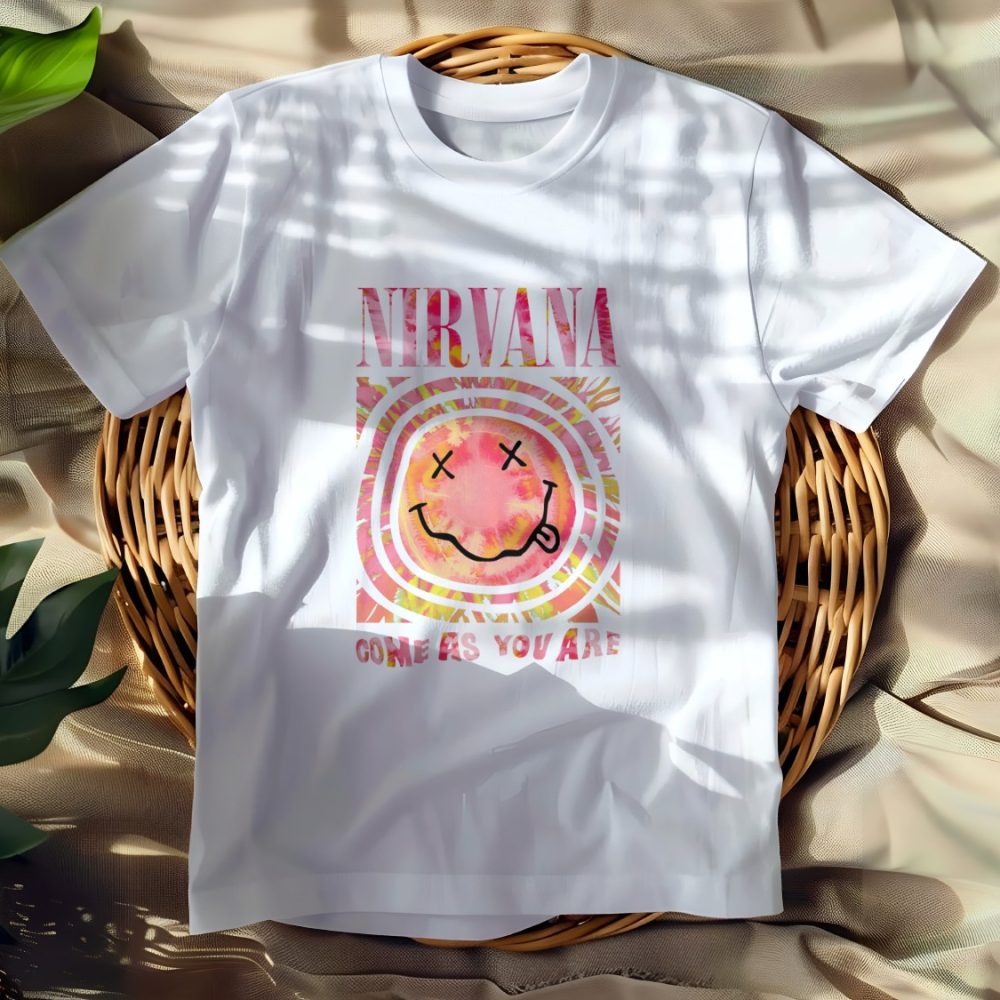 T-shirt femme Nirvana avec un design de Nirvana Come As You Are rose